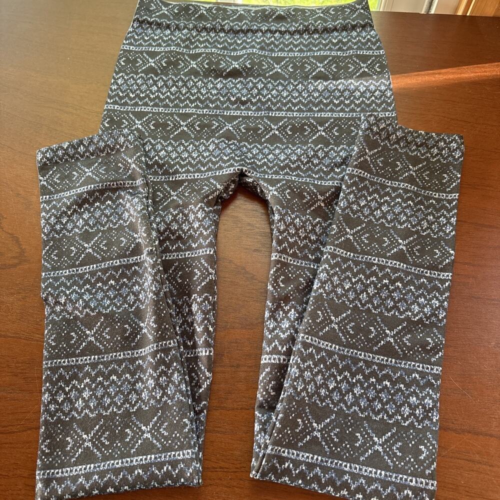 Aztec Print Women’s Leggings M/L Stretchy